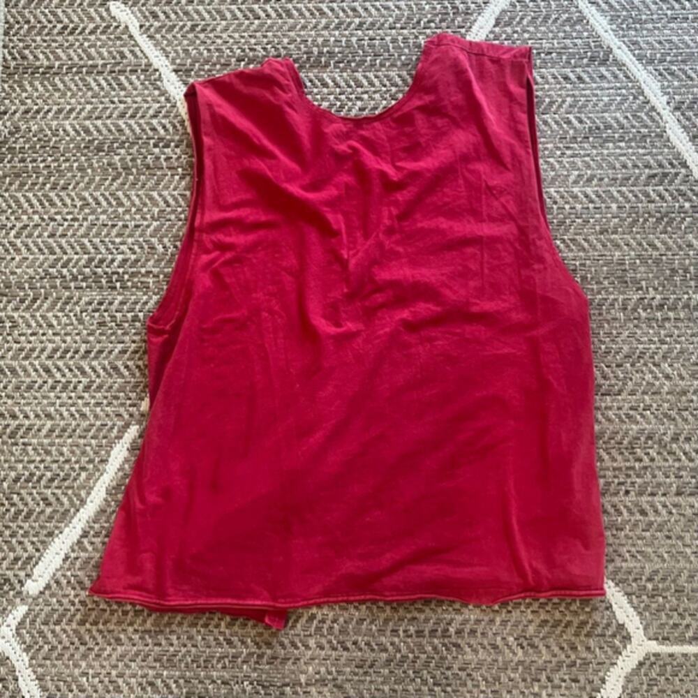 Women's Red Sleeveless Top